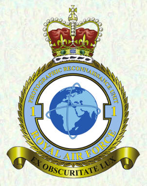 No 1 Photographic Reconnaissance Unit badge