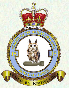Badge - No 15 School of Technical Training