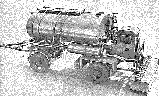 Phoenix Bitumen/Tar pressure distributor, 1,000 gal, Model F (trailer mounted)