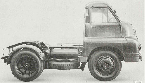 Tractor, Wheeled, Semi-Trailer, 10-ton, 4x2, Bedford SAG